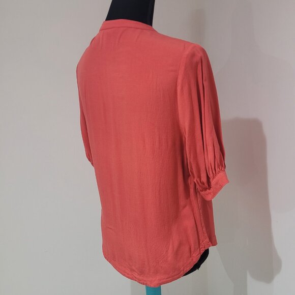 RW&Co V-Neck Button Down Blouse with Gathered Sleeves Size Small Coral - Picture 2 of 12